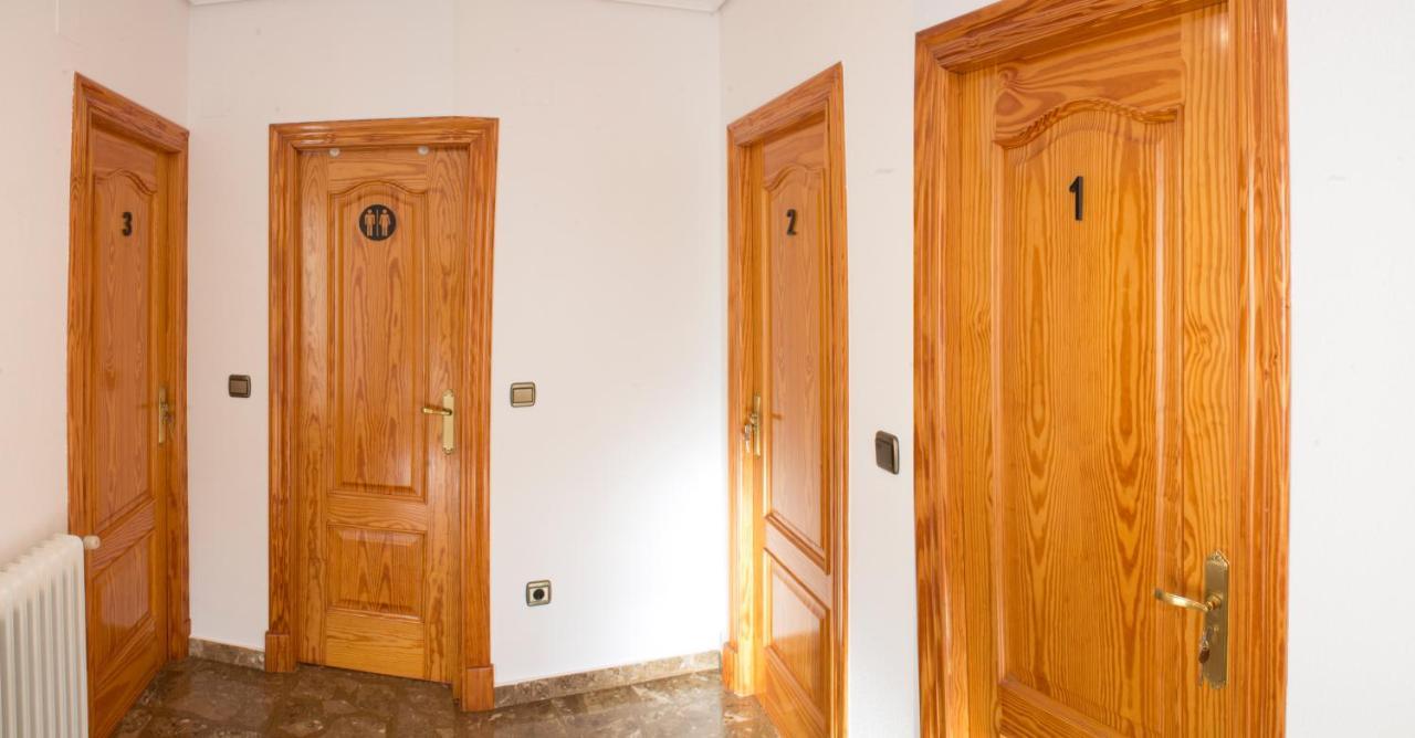 Casa Las Rosas Iniesta Bagian luar foto